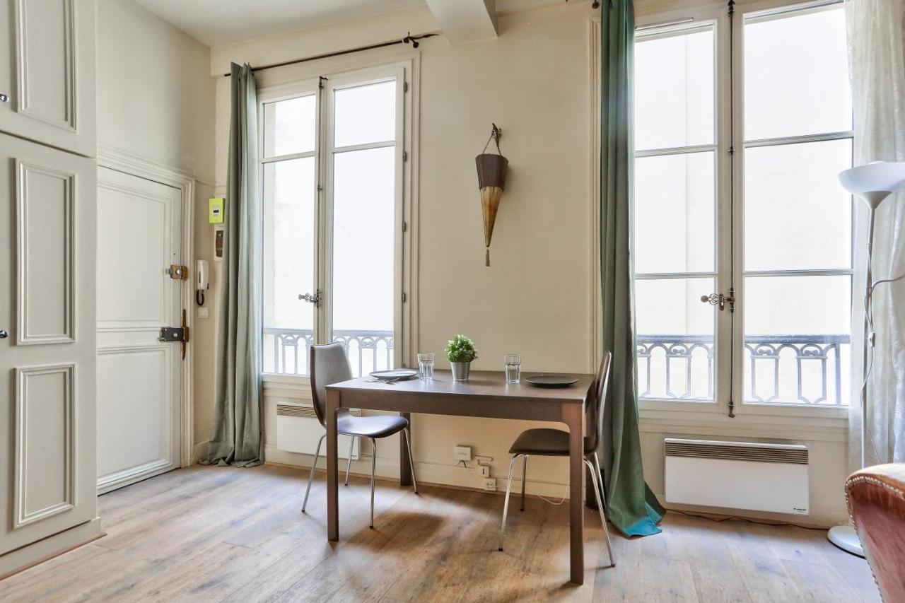 Studio Mezzanine Quartier Luxembourg Free Netflix Paris Exteriör bild